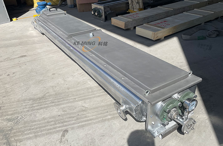 為什么化工行業(yè)需要加熱攪拌螺旋輸送機(jī)？